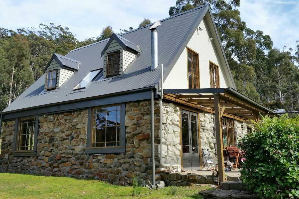The Stone Cottage - Bruny Island Simpsons Bay Ngoại thất bức ảnh